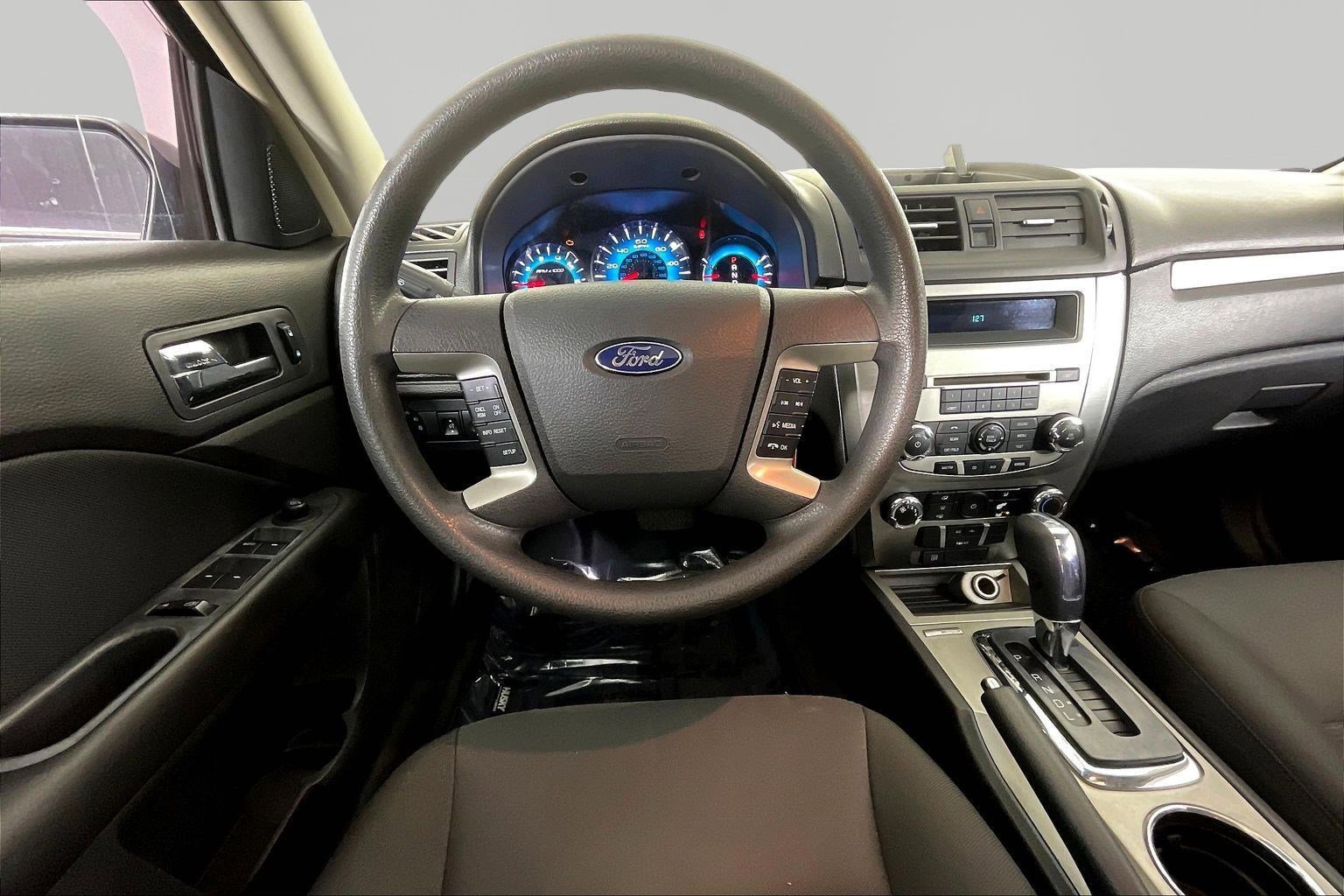 Used 2011 Ford Fusion SE w/ 202A Rapid Spec Order Code image 8