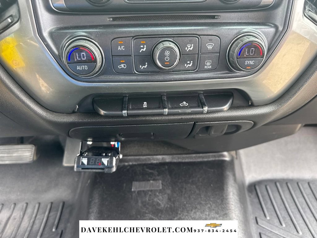 Used 2018 Chevrolet Silverado 1500 LT w/ All Star Edition AWD/4WD image 28