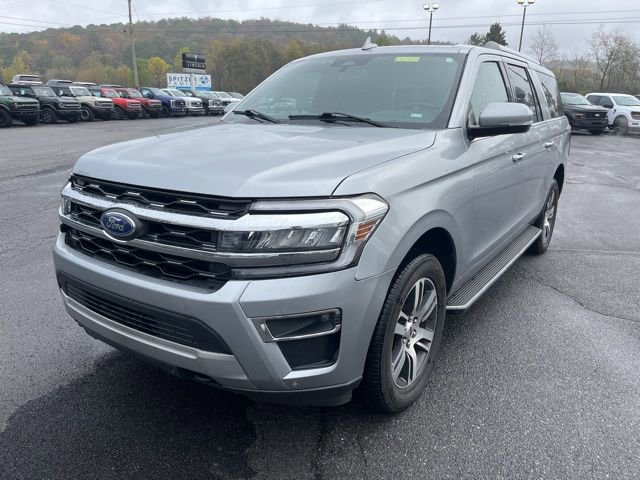 Used 2022 Ford Expedition Max Limited image 9
