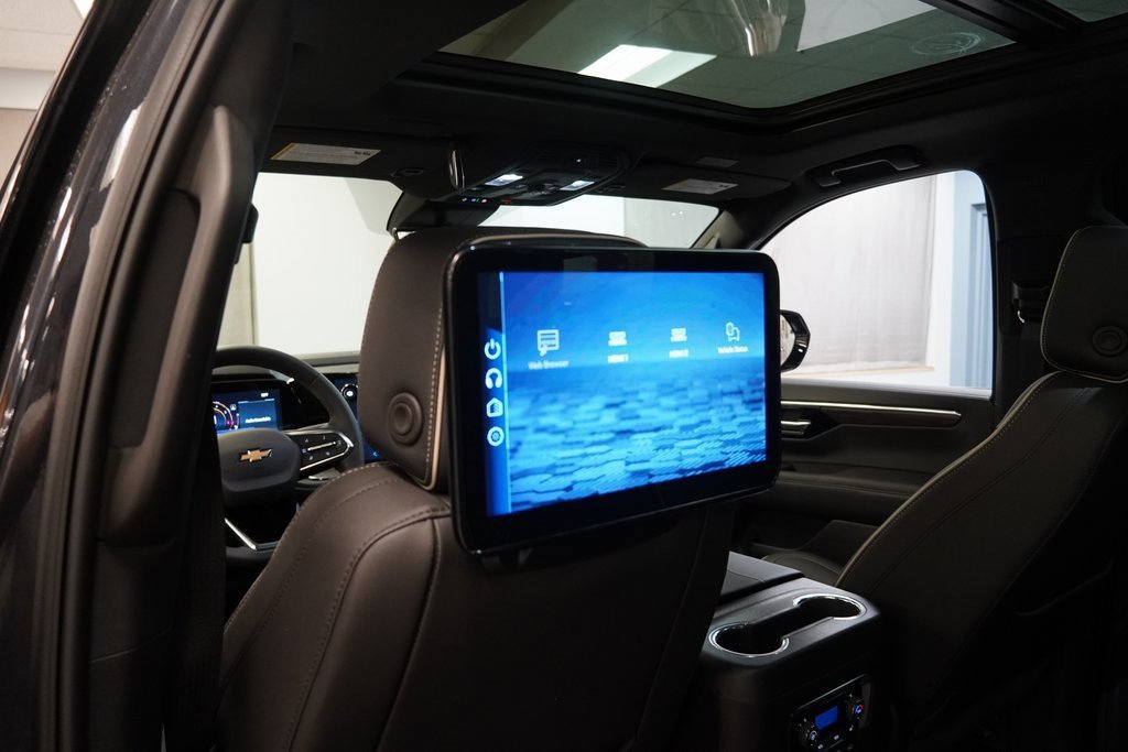 New 2025 Chevrolet Suburban Premier image 10