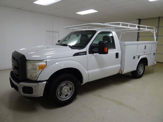 Used 2015 Ford F350 XL RWD image 3