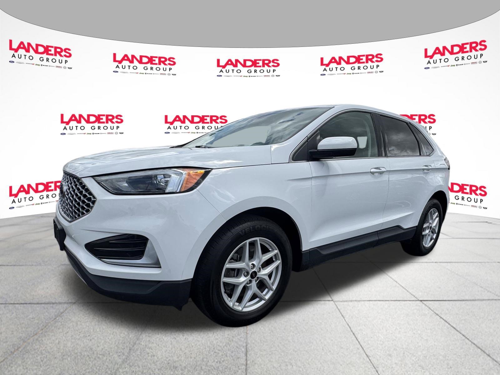 Used 2023 Ford Edge SEL image 7