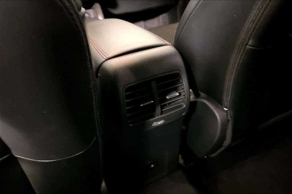 Used 2024 Ford Escape ST-Line image 33