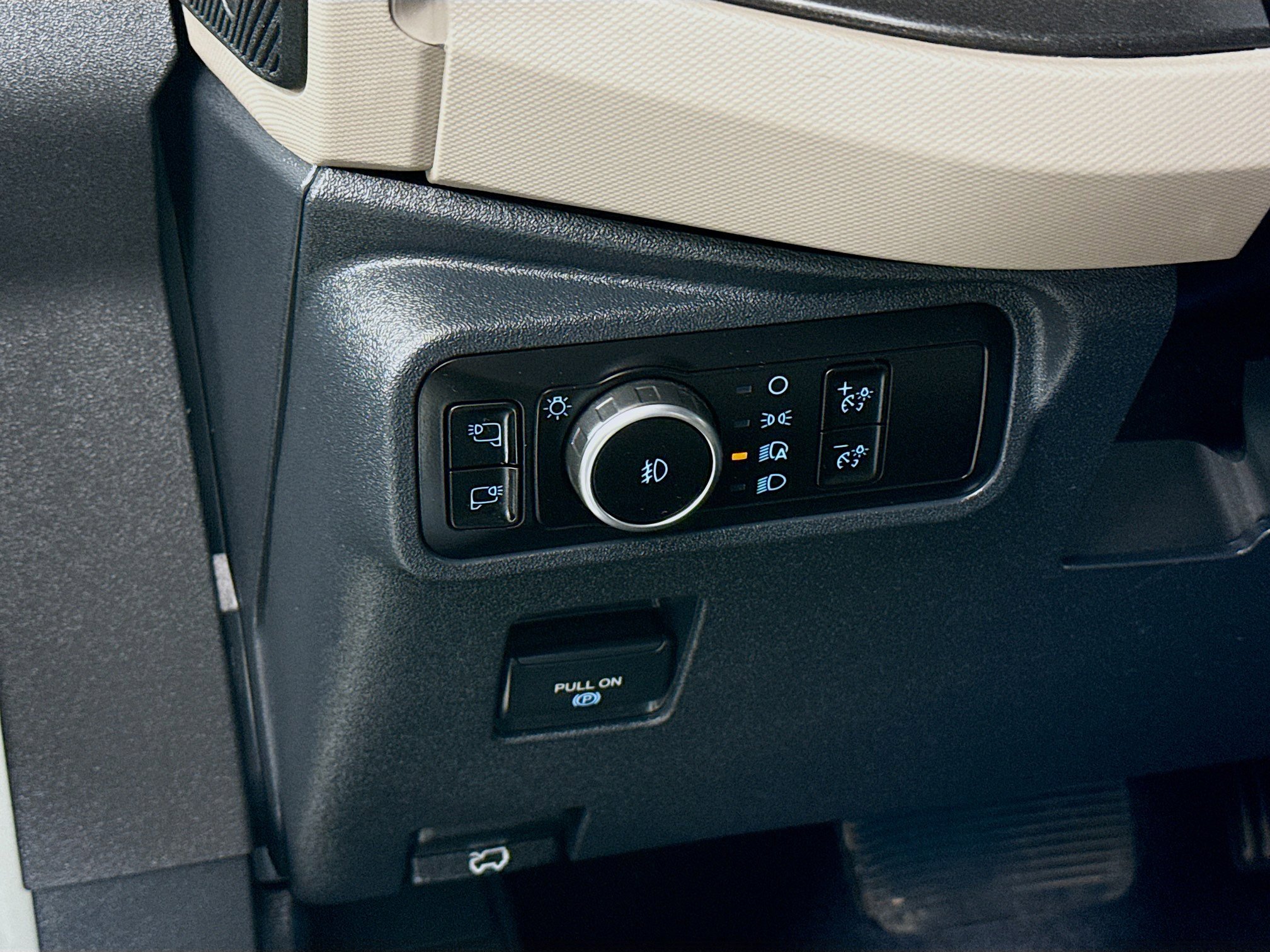 Used 2023 Ford Bronco Wildtrak image 10