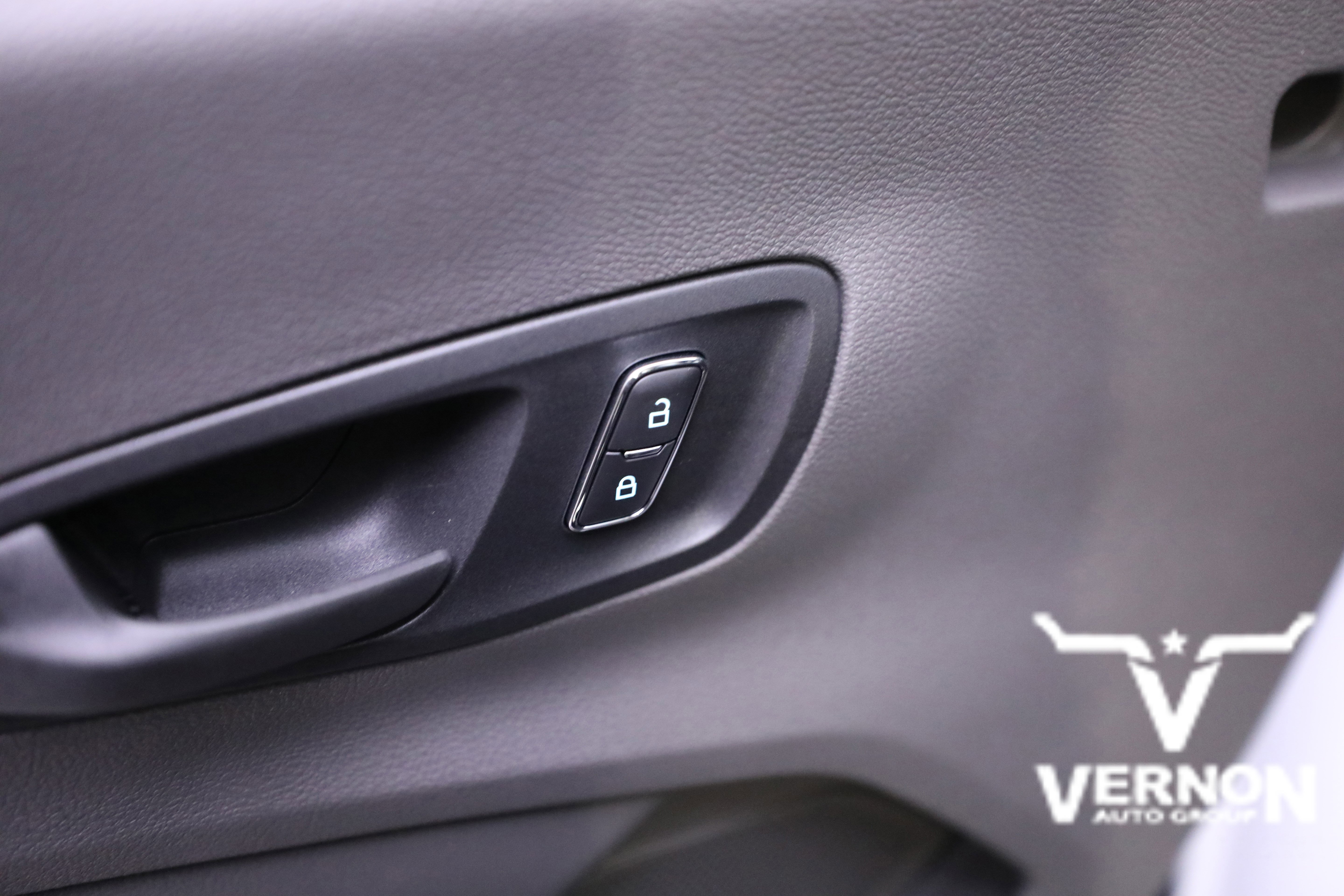 New 2025 Ford Transit 150 Low Roof image 18