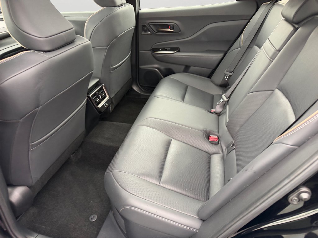Used 2024 Toyota Crown AWD/4WD image 11