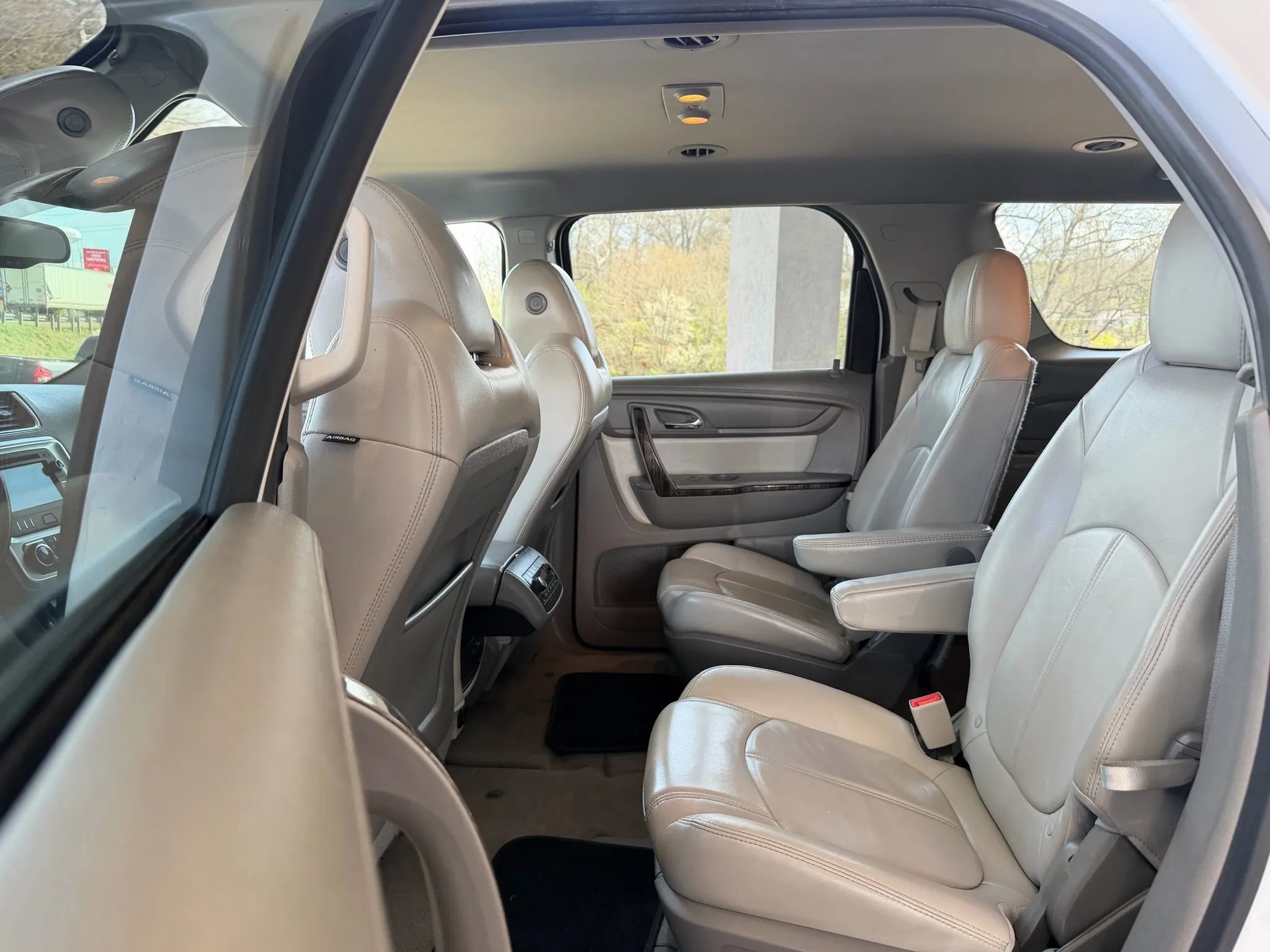 Used 2016 GMC Acadia SLT image 22