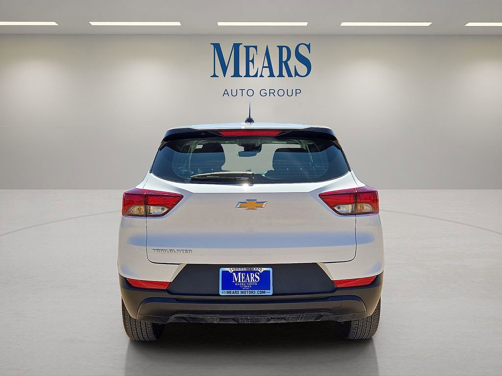 Used 2024 Chevrolet TrailBlazer LS FWD image 4