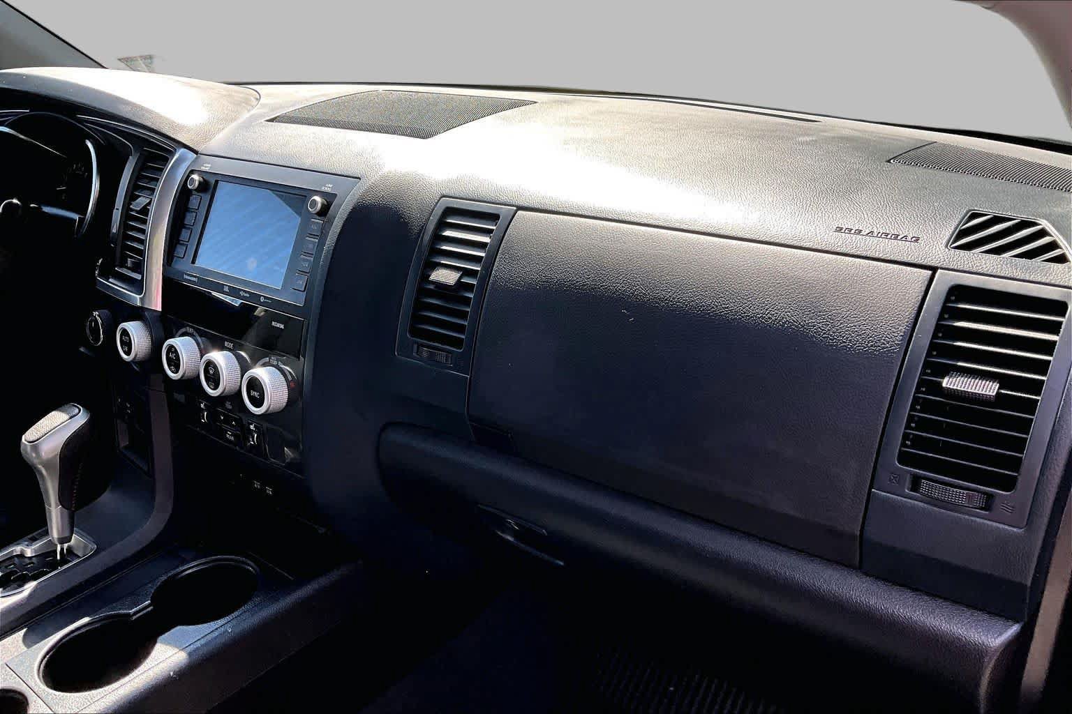 Used 2022 Toyota Sequoia TRD Pro AWD/4WD image 18