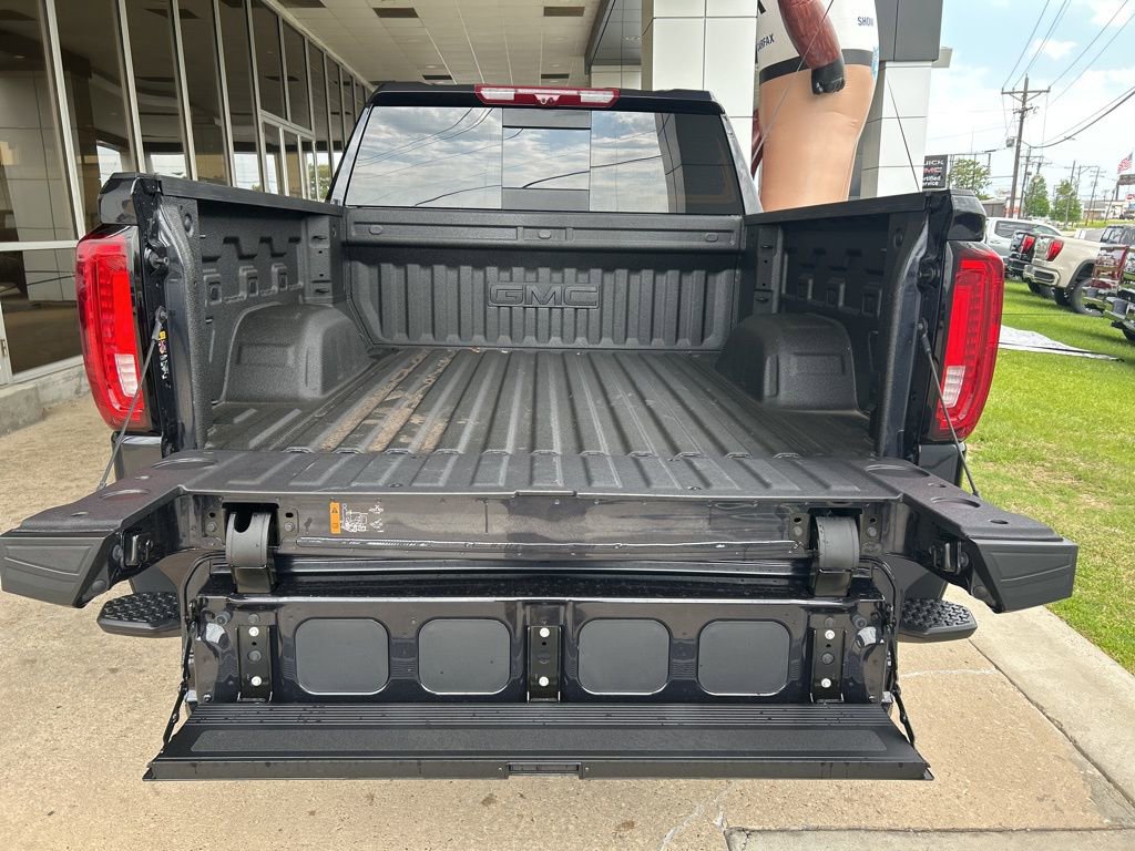 Used 2026 GMC Sierra 1500 Denali AWD/4WD image 13