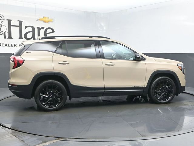 Used 2023 GMC Terrain SLT w/ Infotainment Package II image 36
