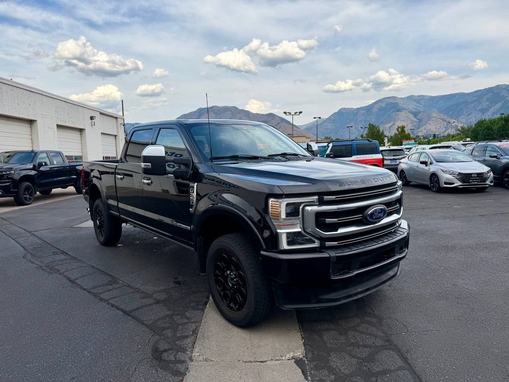 Used 2022 Ford F350 Platinum w/ Tremor Off-Road Package AWD/4WD image 3
