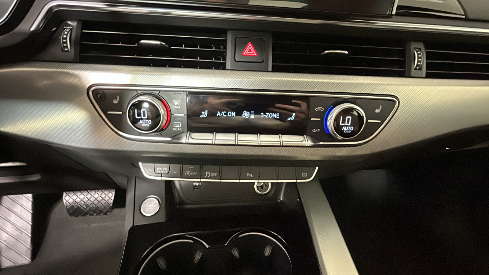 Used 2025 Audi A5 2.0T Premium AWD/4WD image 25
