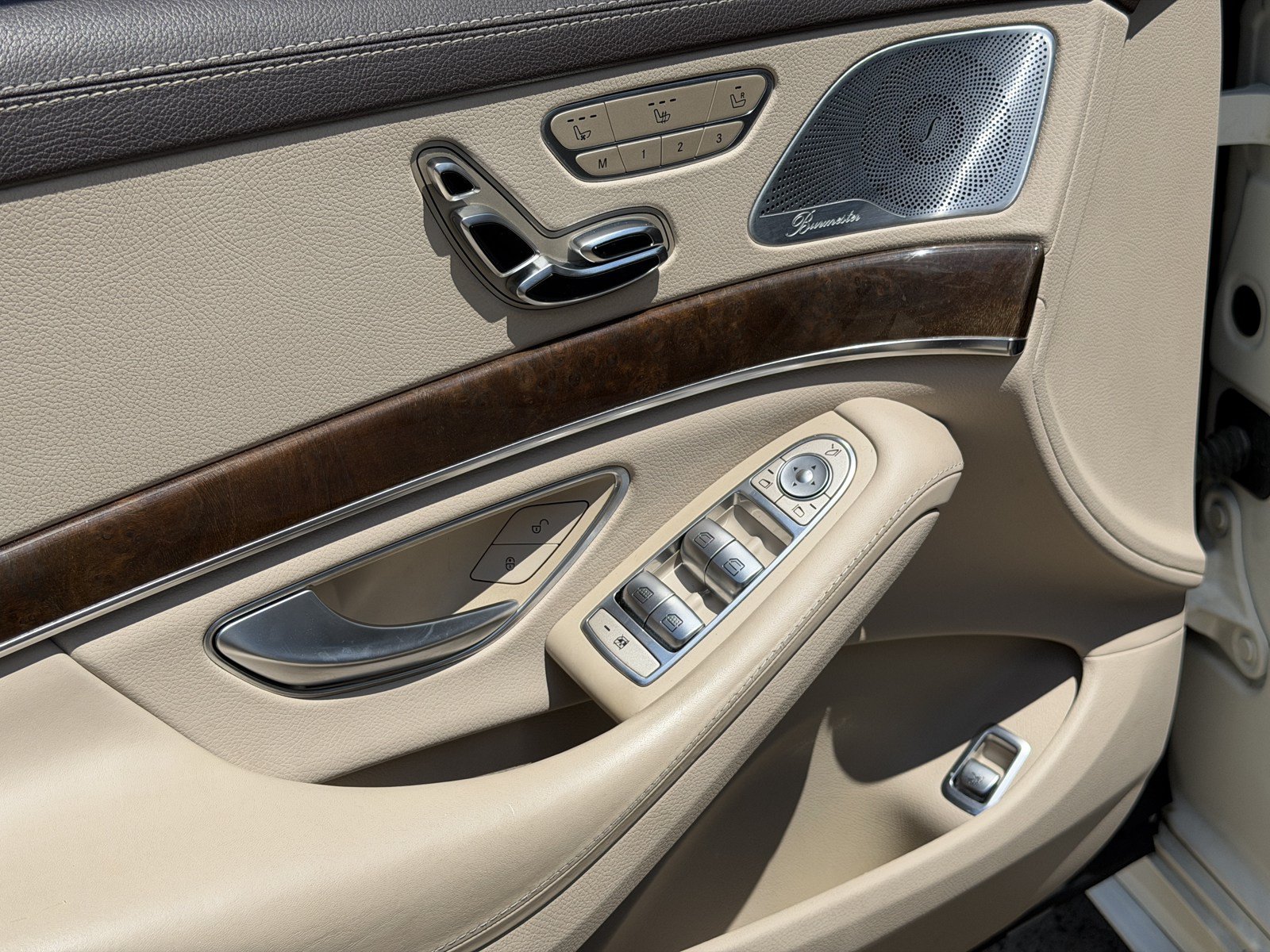 Used 2015 Mercedes-Benz S 550 Sedan image 11