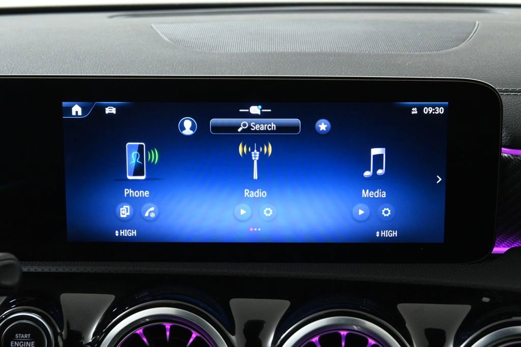 Certified 2025 Mercedes-Benz CLA 250 4MATIC image 21