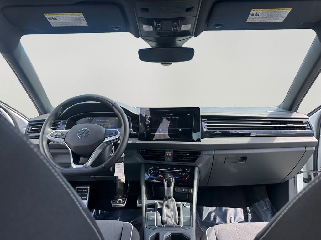 Used 2025 Volkswagen Jetta Sport image 10