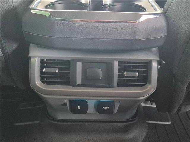 Used 2023 Ford F150 Lightning XLT AWD/4WD image 15