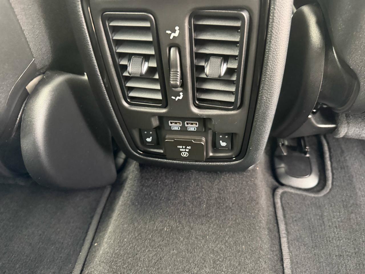 Used 2024 Dodge Durango Citadel w/ Tow 'N Go Group AWD/4WD image 14