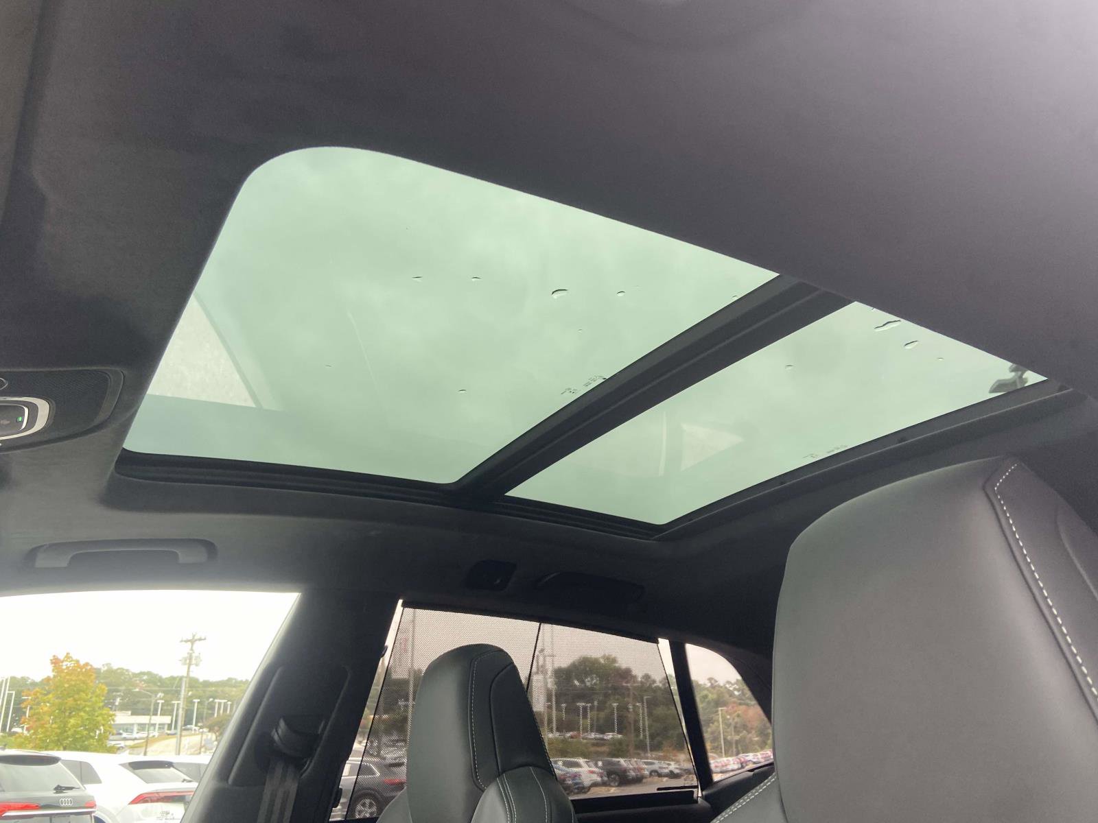 New 2026 Audi SQ8 Prestige image 19