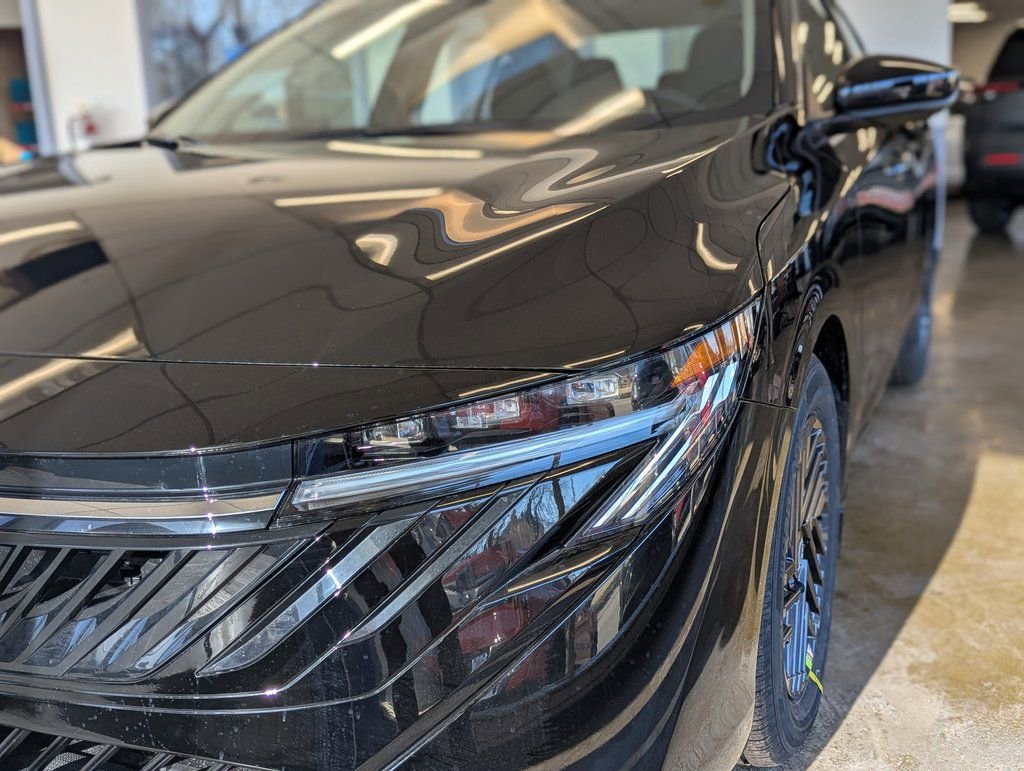 New 2026 Nissan Sentra SV image 28