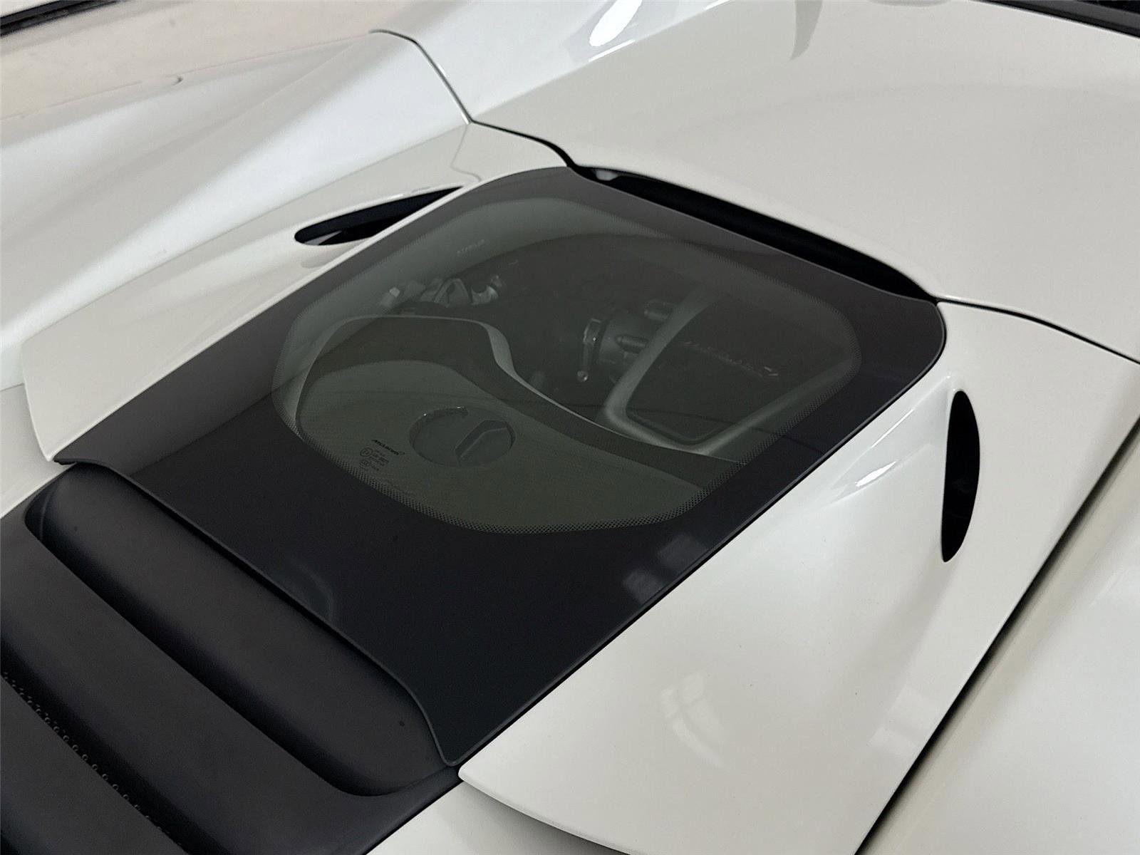 Used 2014 McLaren MP4-12C Spider RWD image 30