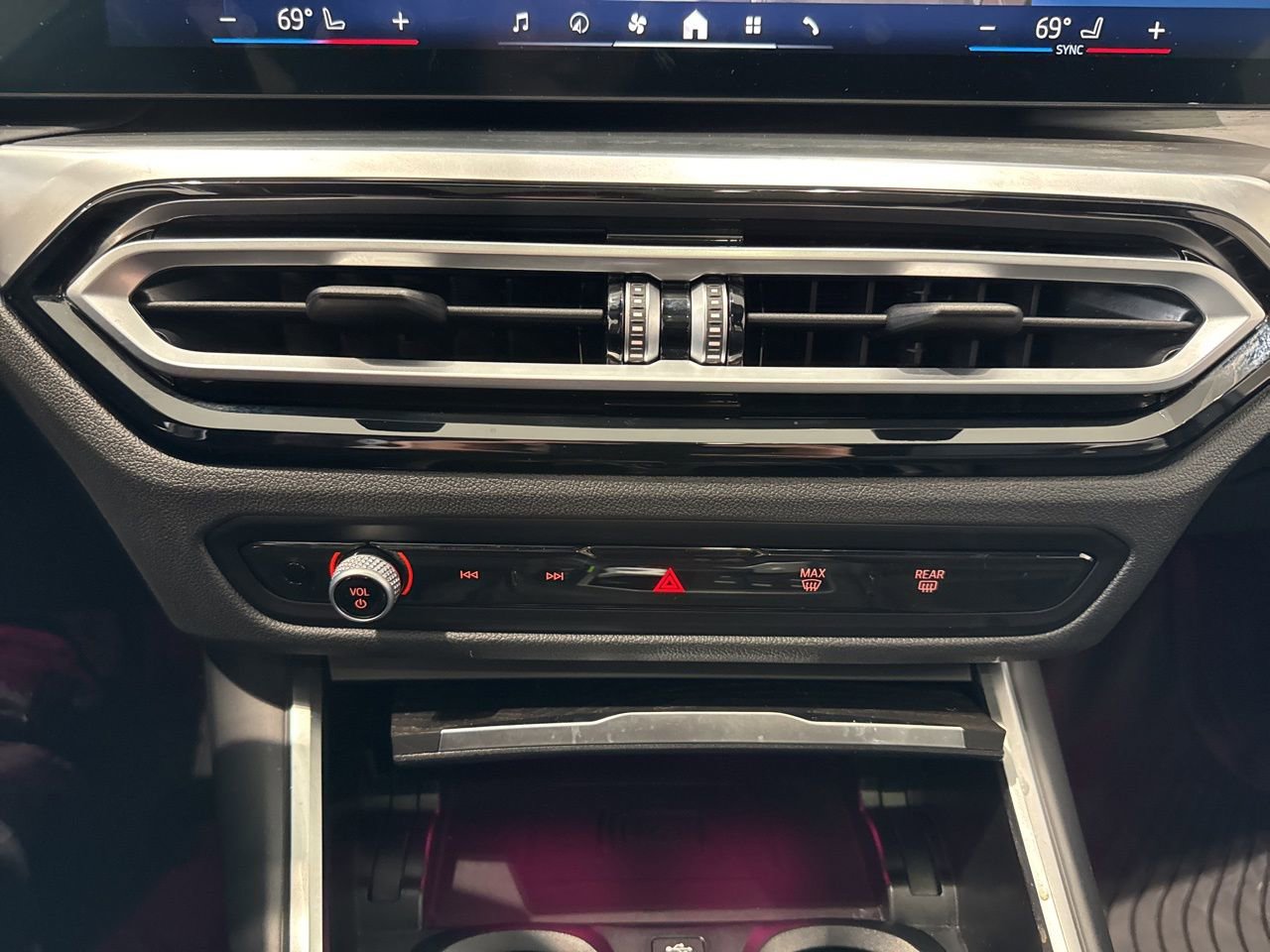 Certified 2024 BMW i4 xDrive40i w/ Premium Package image 29