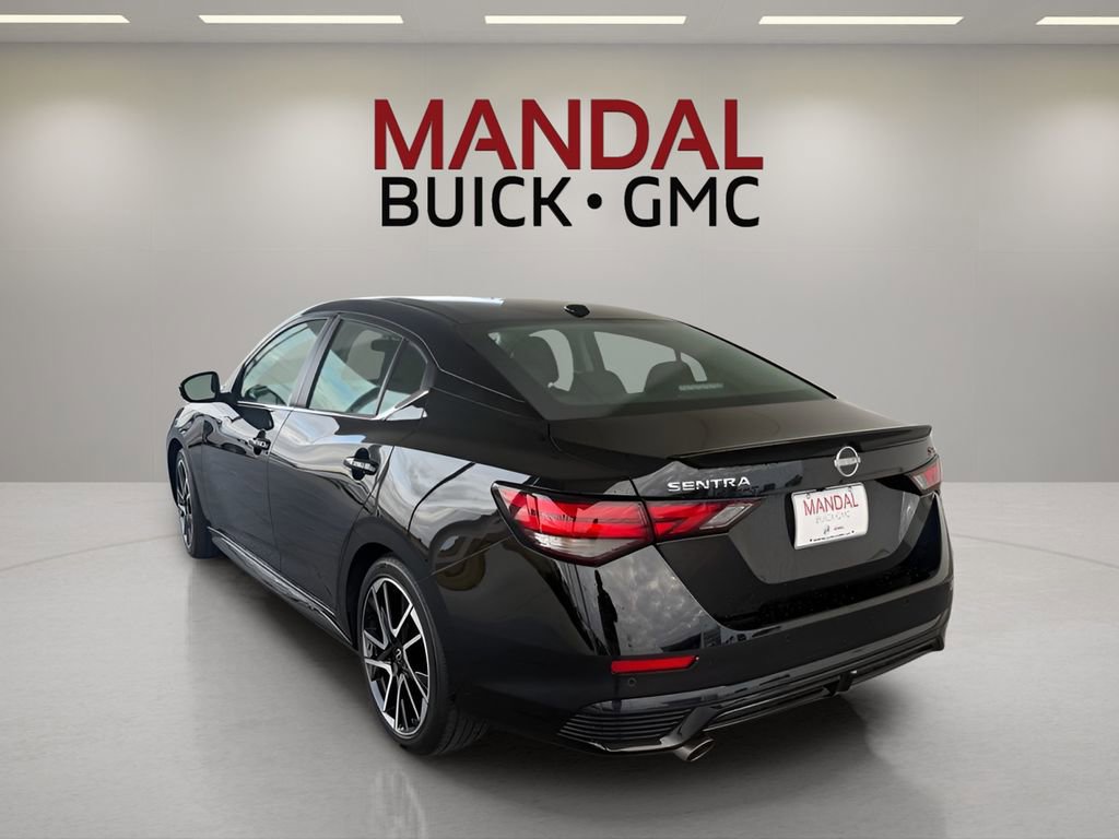 Used 2025 Nissan Sentra SR image 8