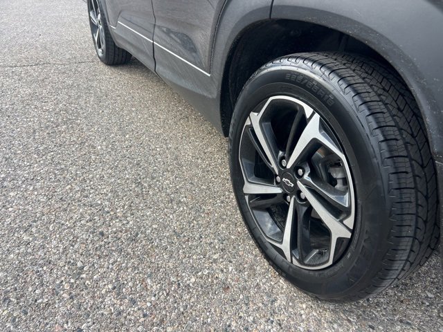 Used 2021 Chevrolet TrailBlazer RS w/ Technology Package image 21