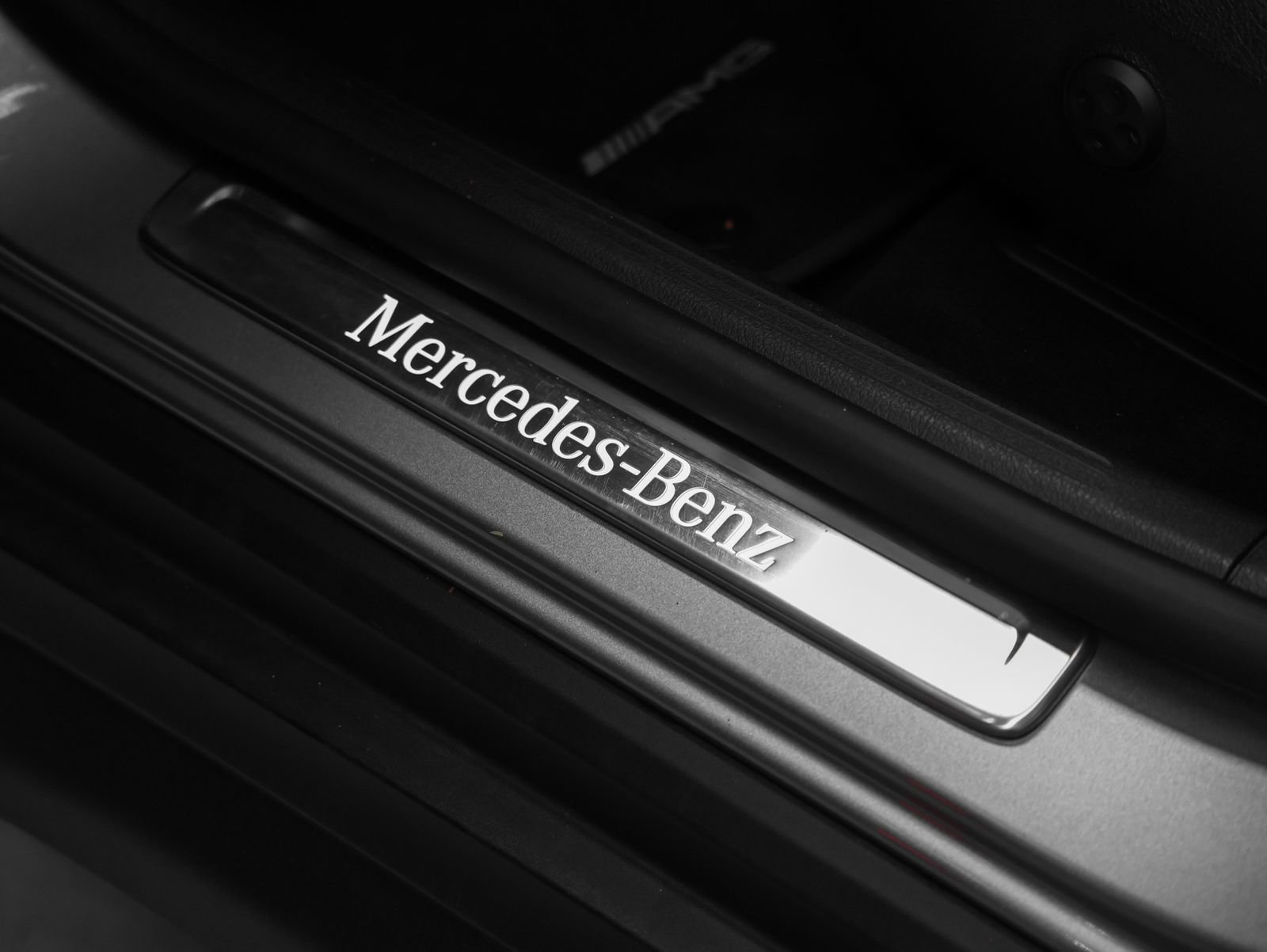 Used 2024 Mercedes-Benz GLC 300 image 31