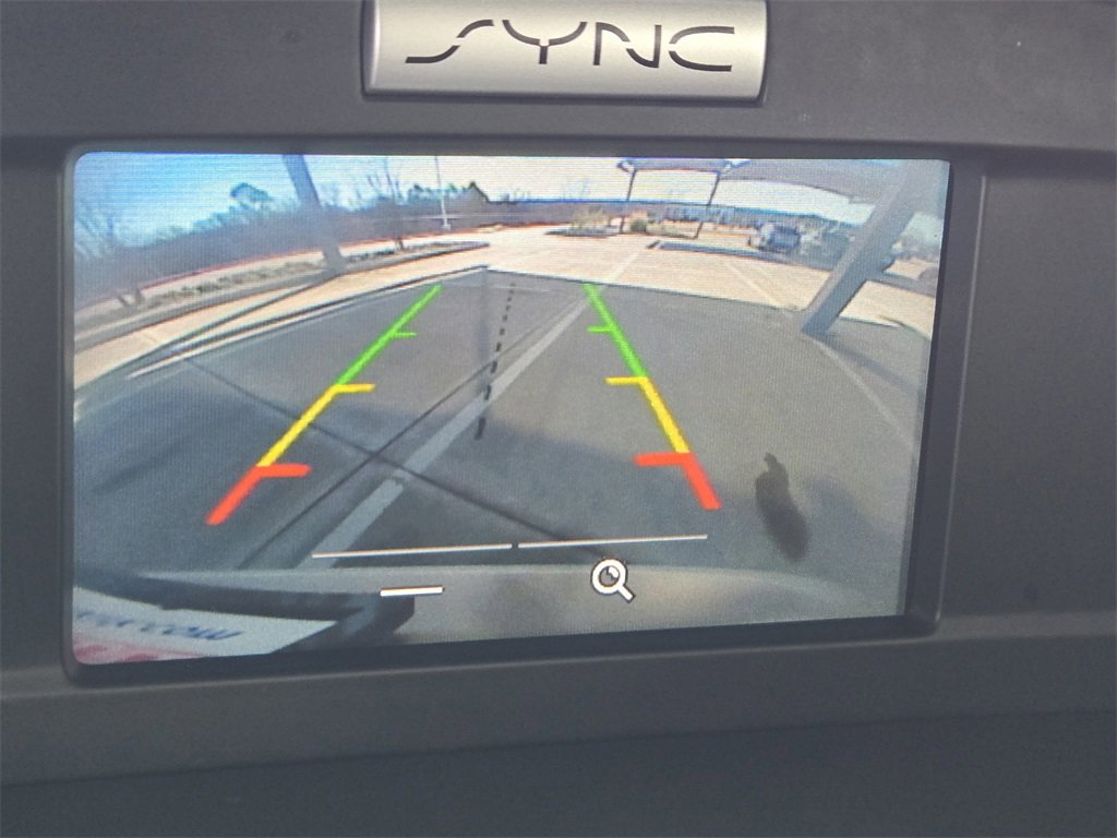 Used 2017 Ford C-MAX SE image 19