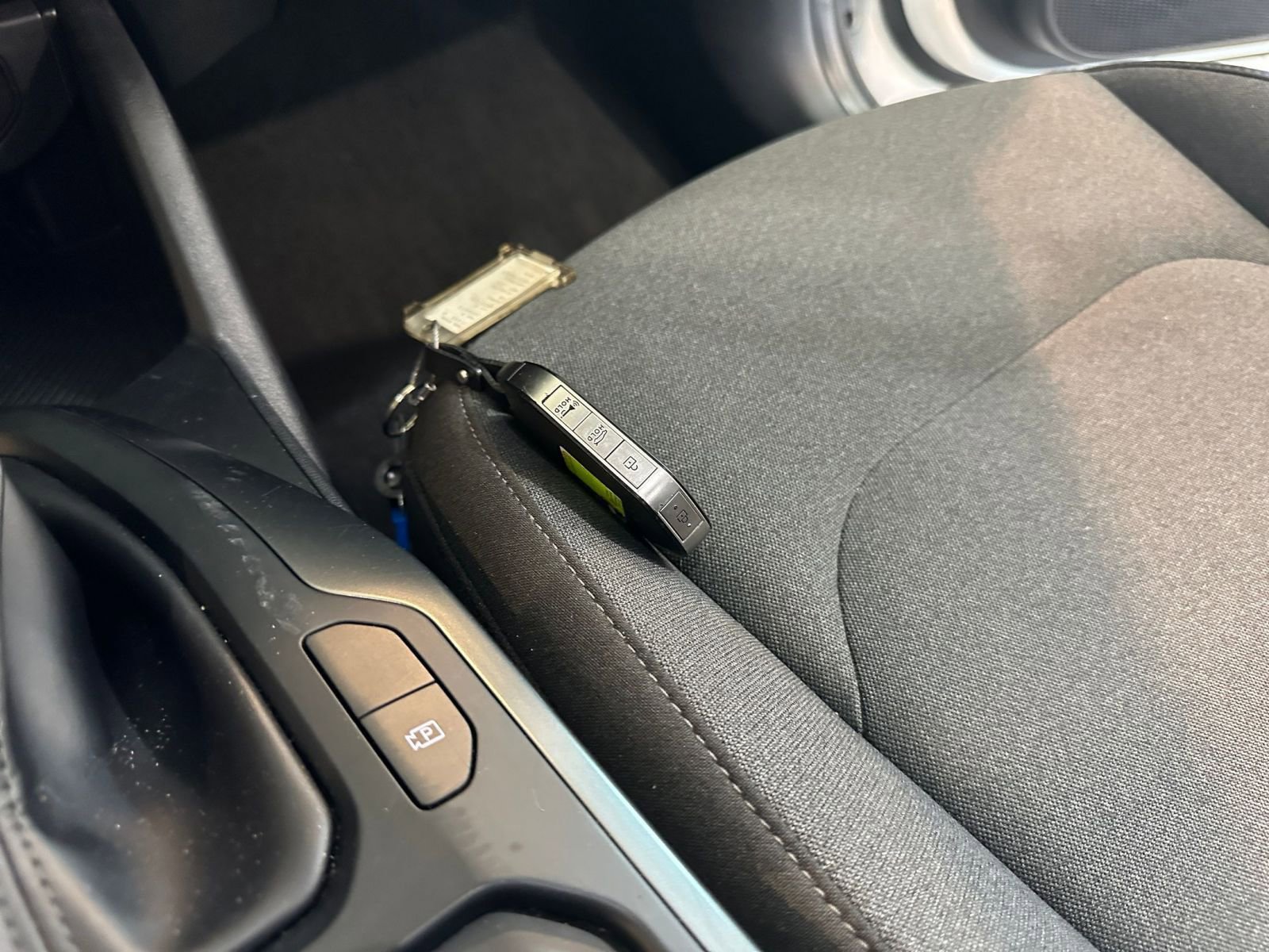 Used 2025 Kia K4 LXS image 21