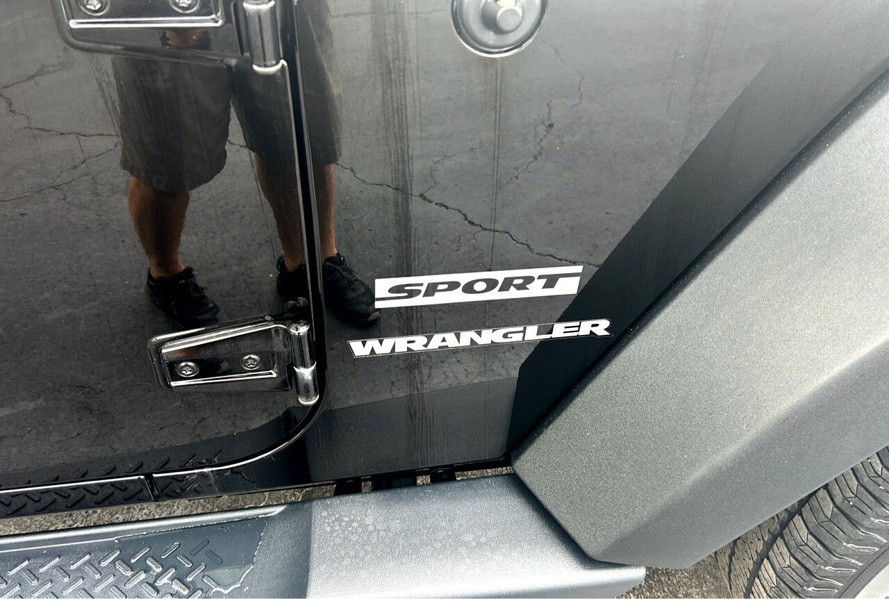 Used 2015 Jeep Wrangler Sport w/ Quick Order Package 24S image 12