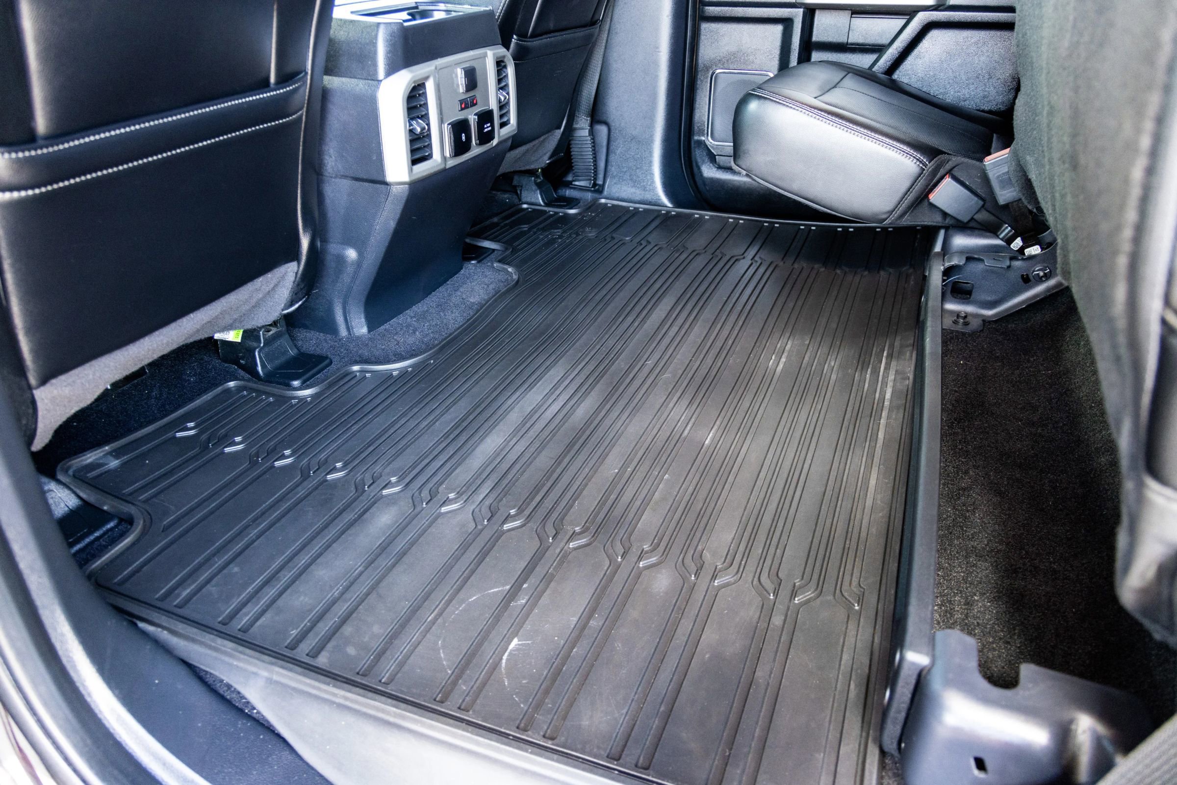 Used 2020 Ford F150 Lariat w/ Equipment Group 502A Luxury image 15