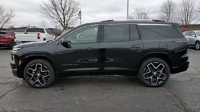 New 2026 Chevrolet Traverse High Country w/ LPO, Floor Liner Package image 5