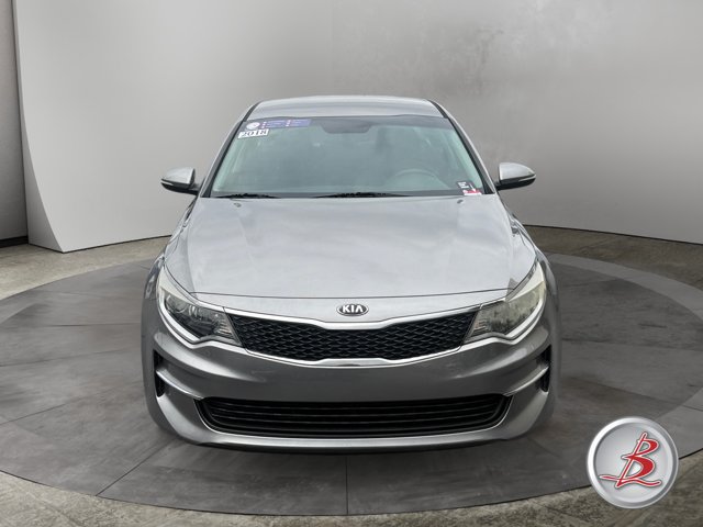 Used 2018 Kia Optima LX FWD image 2