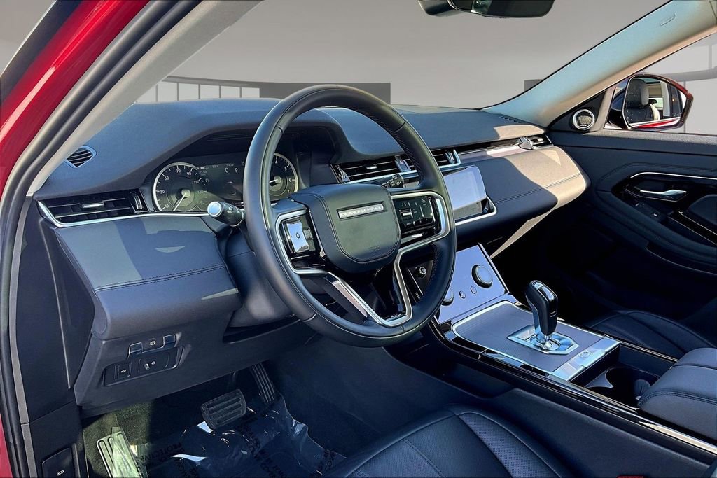 Used 2023 Land Rover Range Rover Evoque SE image 15