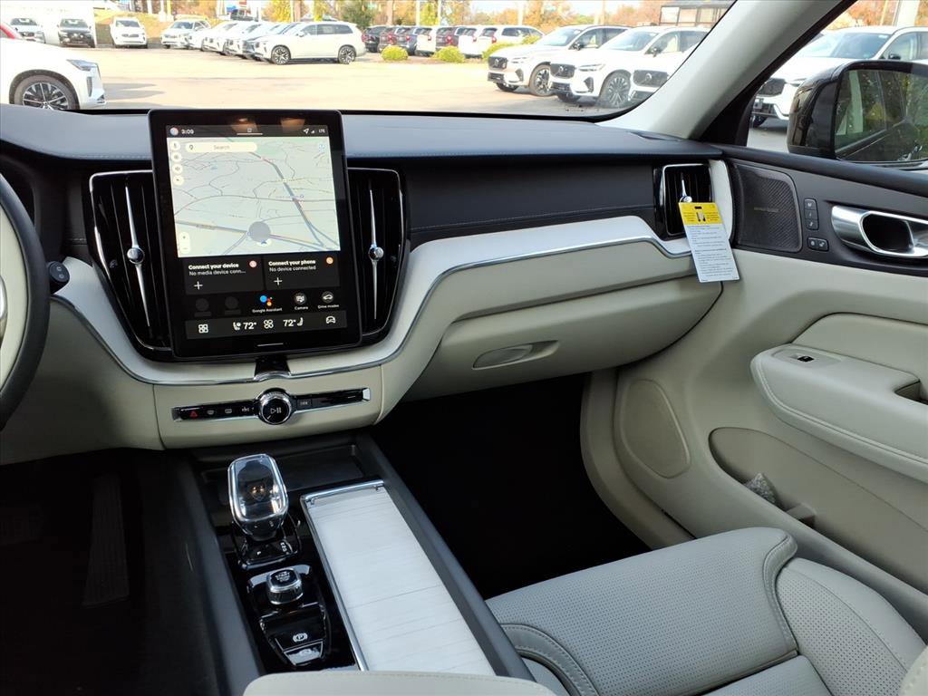 New 2026 Volvo XC60 B5 Ultra w/ Protection Package Premier image 12