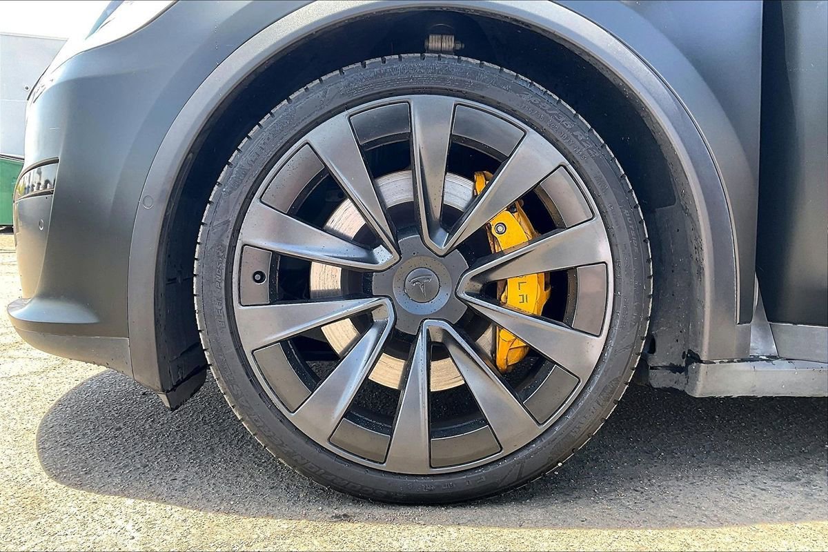 Used 2022 Tesla Model X Plaid AWD/4WD image 4