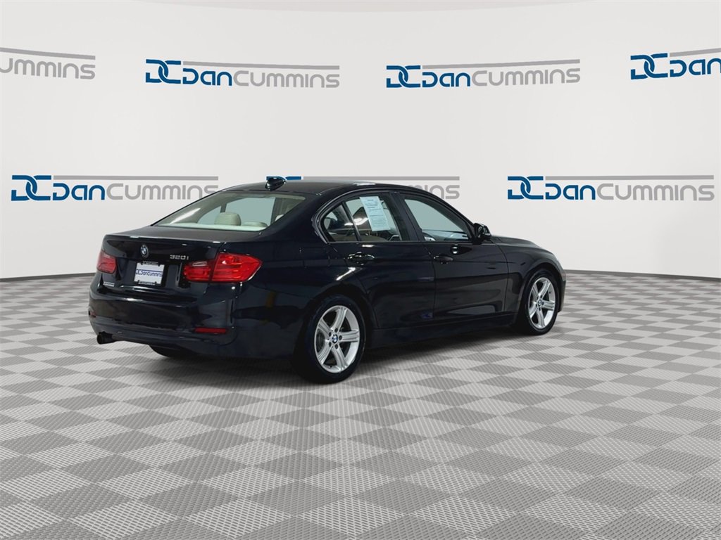 Used 2015 BMW 320i Sedan image 9