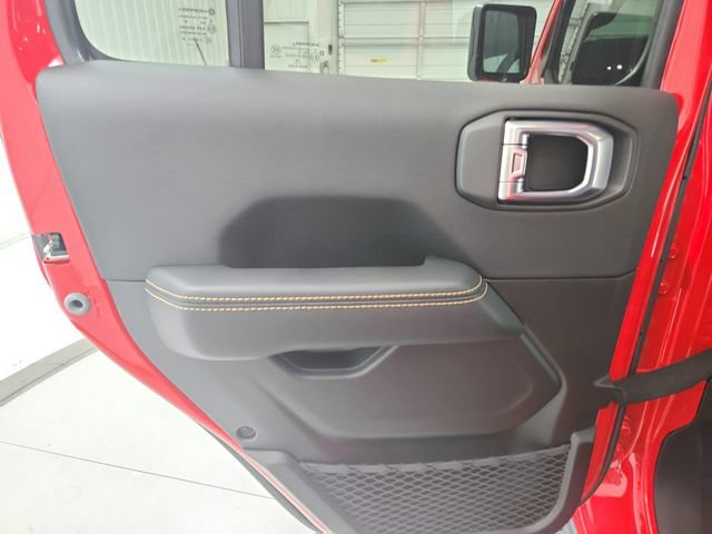 New 2026 Jeep Wrangler Unlimited Sahara AWD/4WD image 34