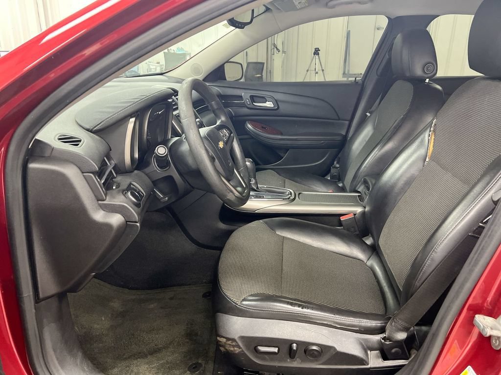 Used 2013 Chevrolet Malibu Eco w/ Power Convenience Package FWD image 19