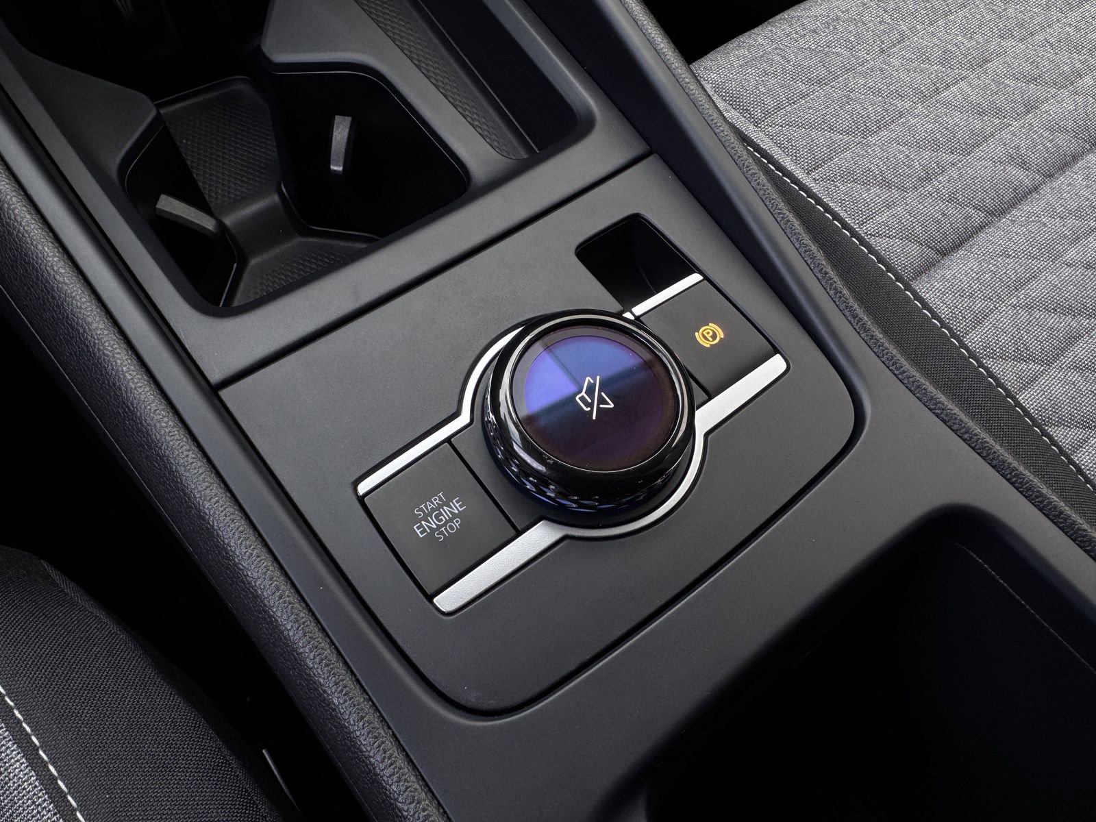 Used 2025 Volkswagen Tiguan S image 20