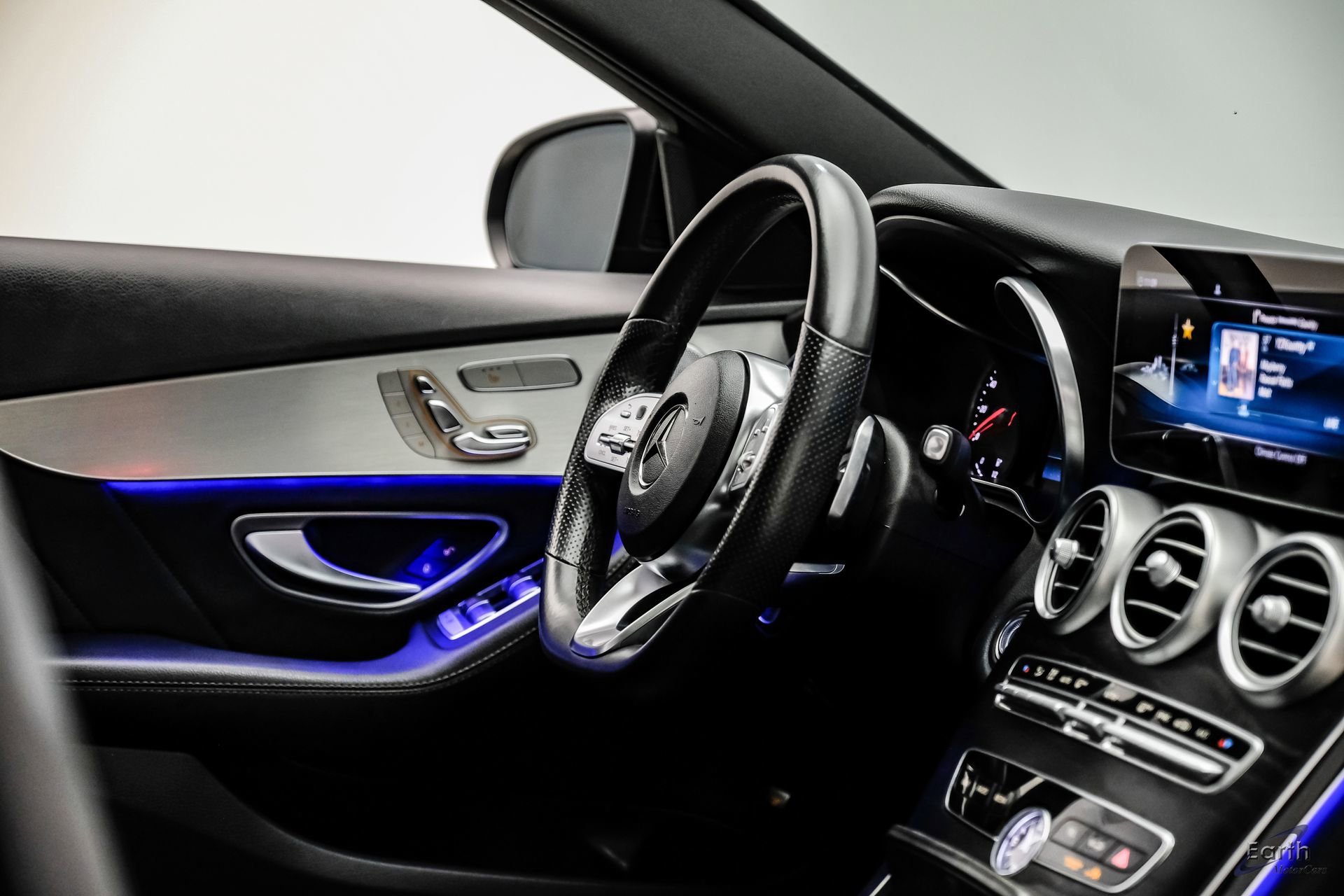 Used 2019 Mercedes-Benz C 300 Sedan image 50