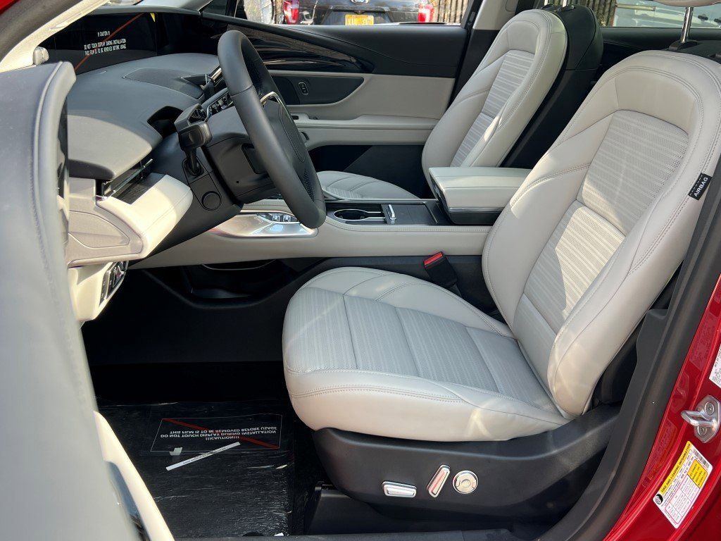 New 2026 Lincoln Nautilus Reserve image 17