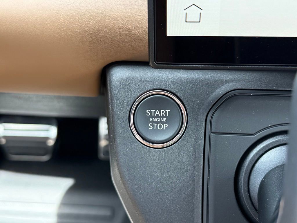New 2026 Land Rover Defender 130 V8 AWD/4WD image 23