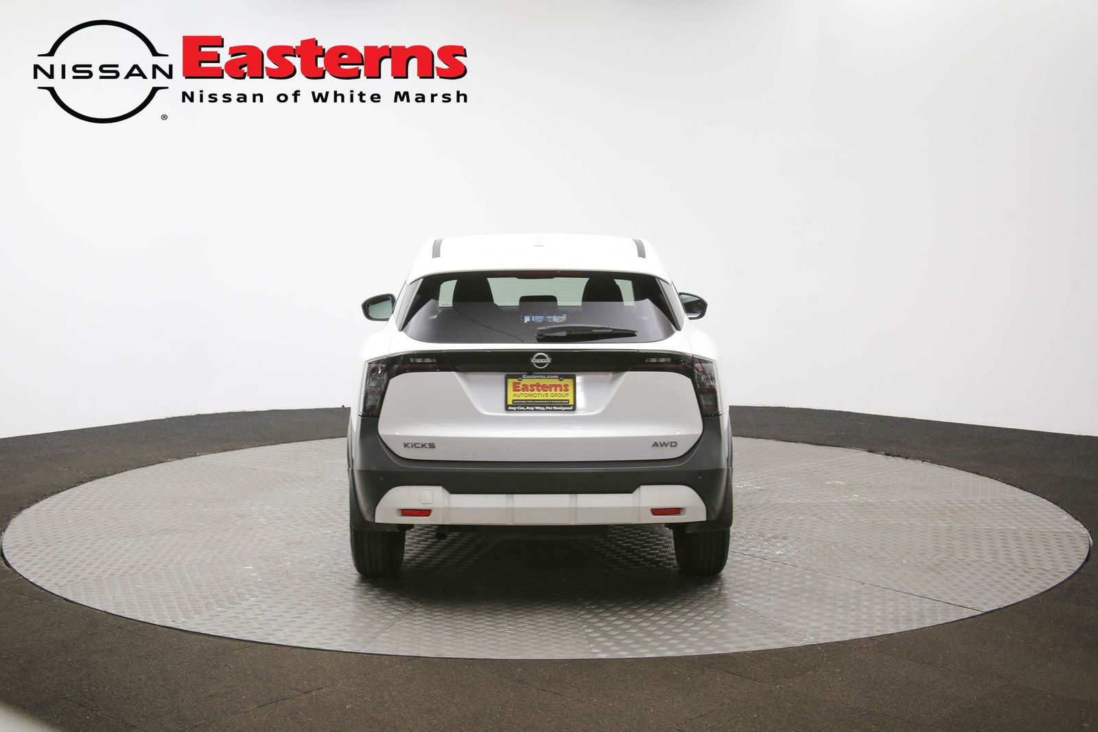 Used 2025 Nissan Kicks SV image 35