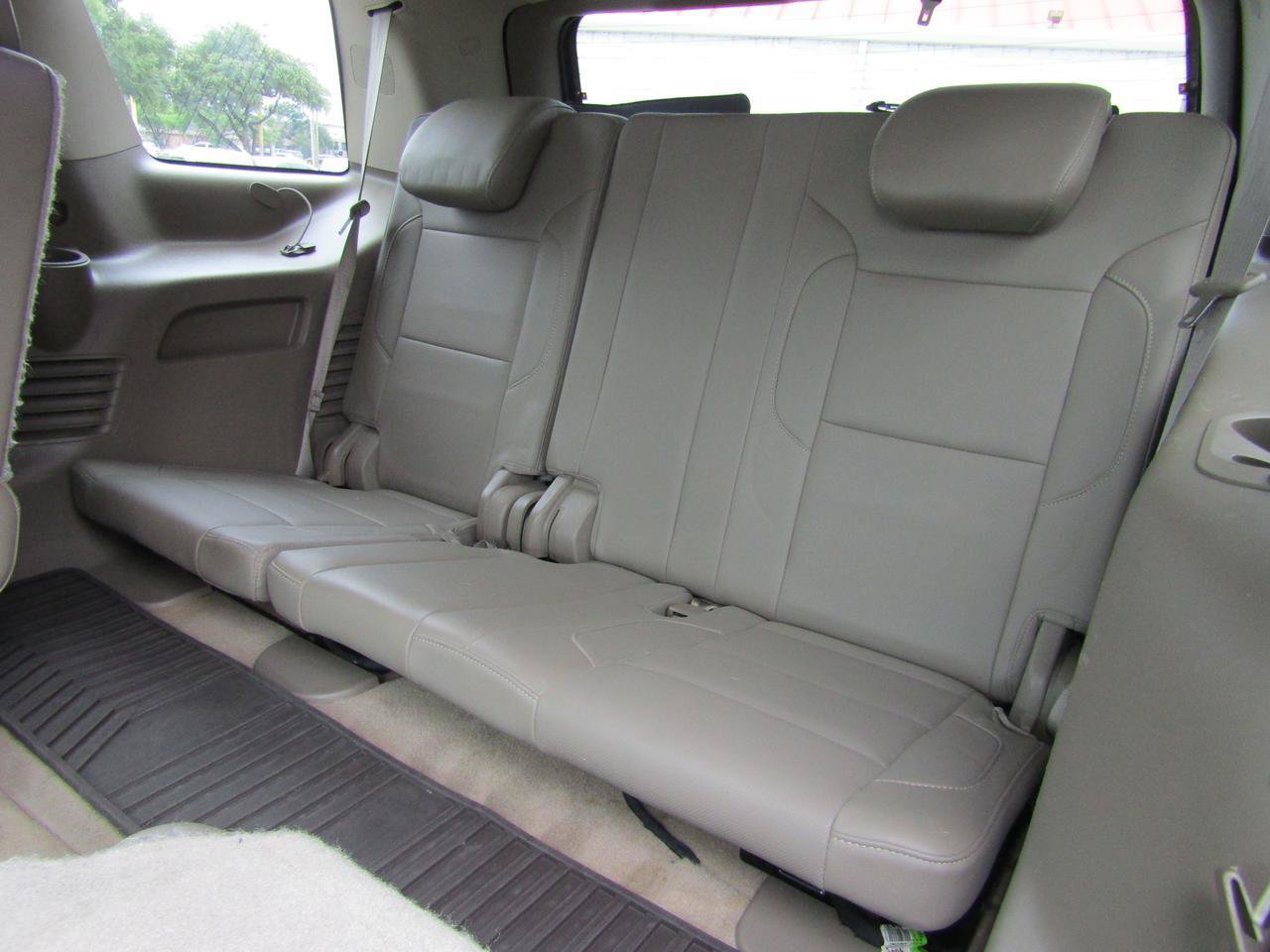 Used 2015 GMC Yukon SLT w/ HD Trailering Package RWD image 11