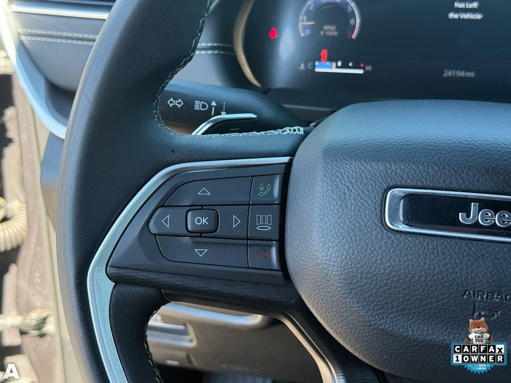 Certified 2025 Jeep Grand Cherokee L Laredo image 16