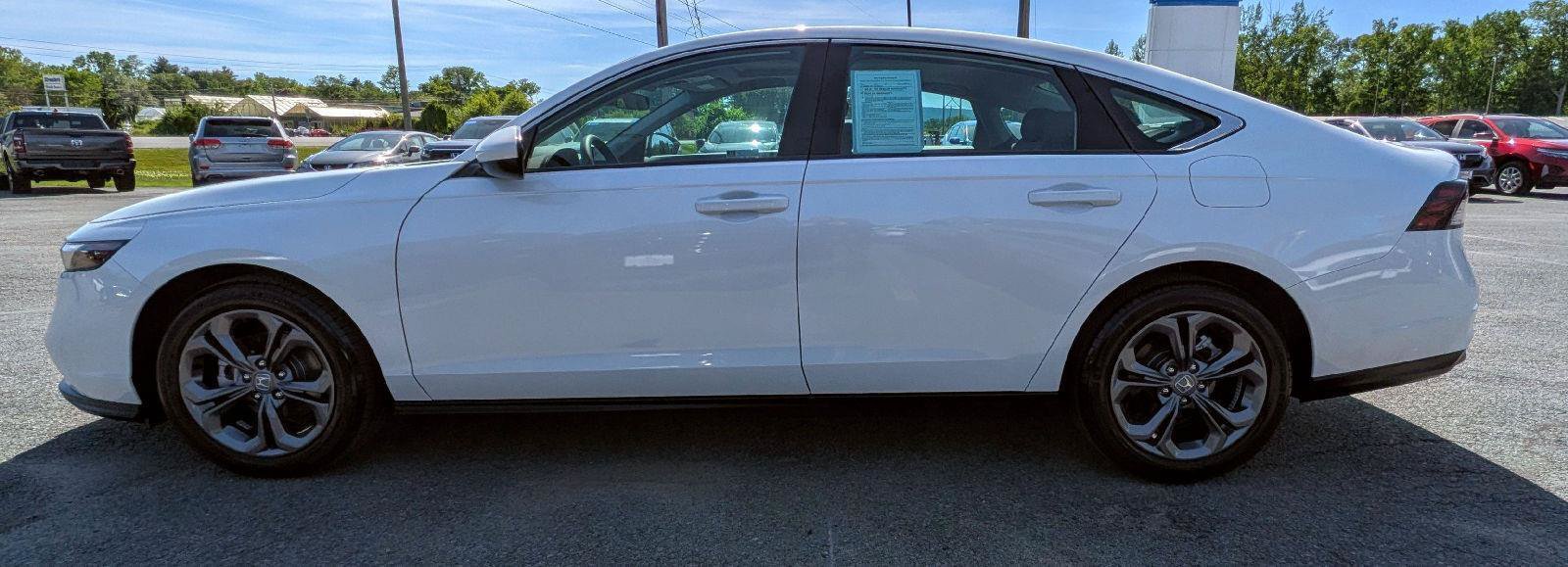 Certified 2023 Honda Accord EX image 7