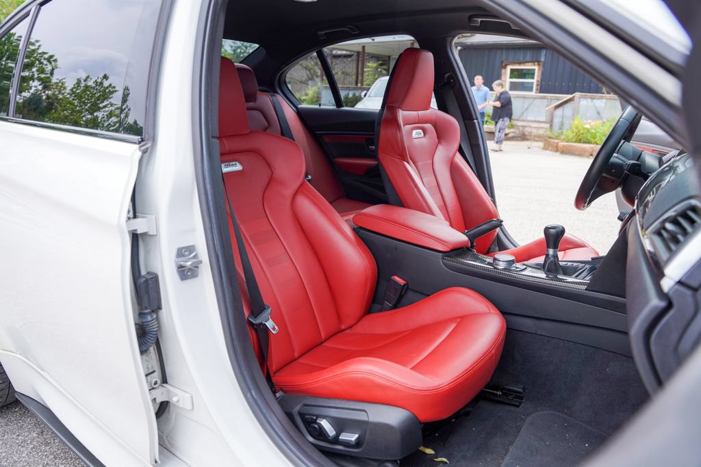 Used 2016 BMW M3 RWD image 38